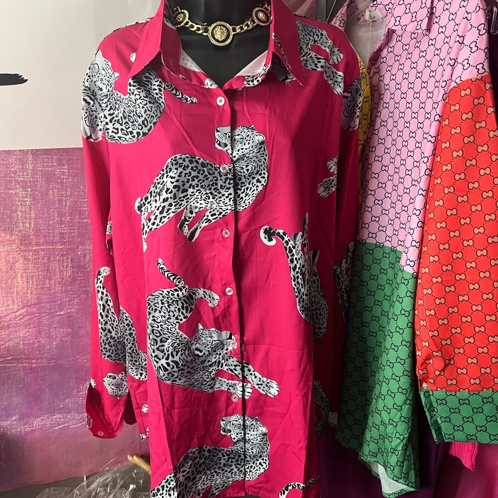 Women’s Pink Button-Down Shirt with Leopard Print XL